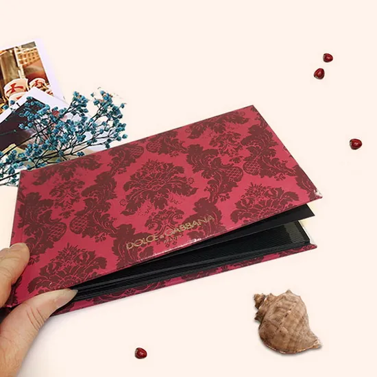 Custom Self Adhesive Hardcover Scrapbook Albums Photo Wedding Album for Sale 